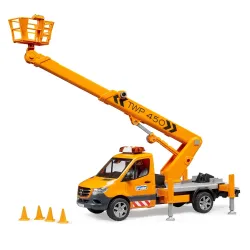 Žaislinis BRUDER MB Sprinter keltuvas su šviesos ir garso signalais 02679