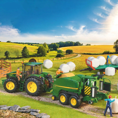 Žaislinis BRUDER presas-vyniotuvas John Deere C441R 02032